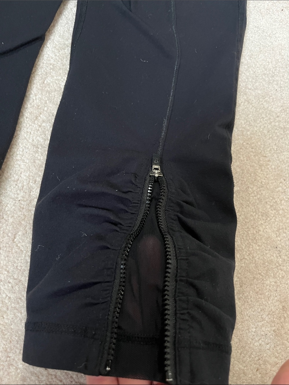 Lululemon capris - Picture 5 of 7